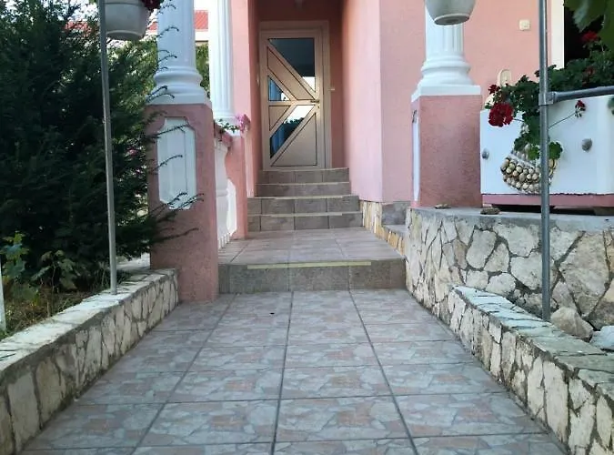Apartment Misak