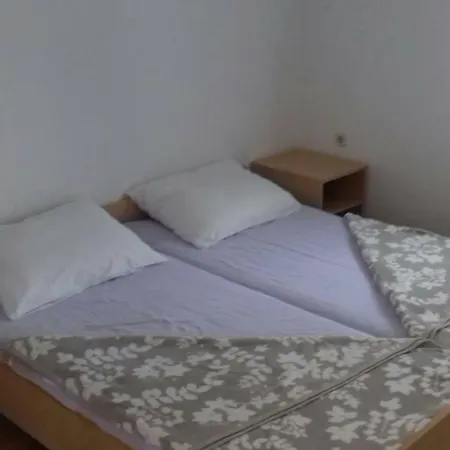 Apartment Misak *